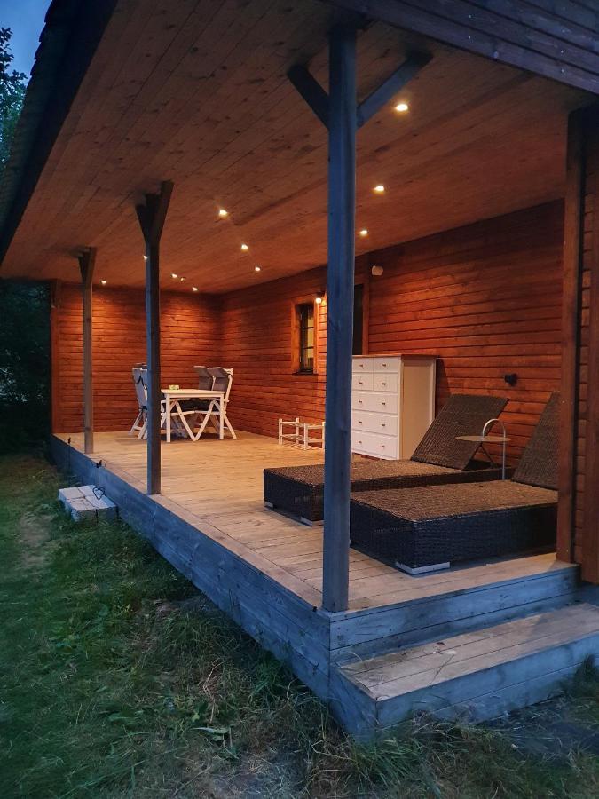 Skogsbaeckens Stugby Ab Tomelilla Exterior foto